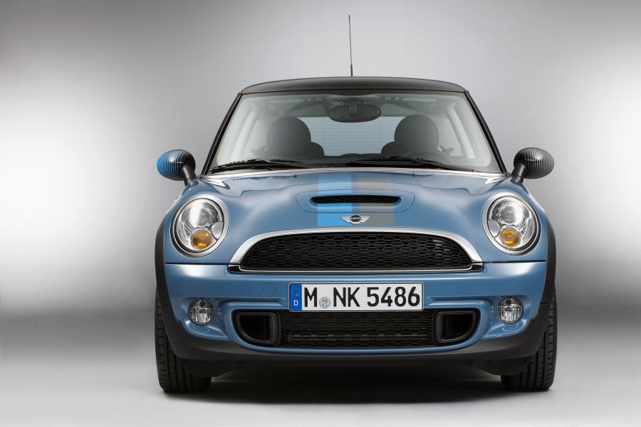  Mini Cooper S Bayswater 2012 года  (фото 15 из 17)